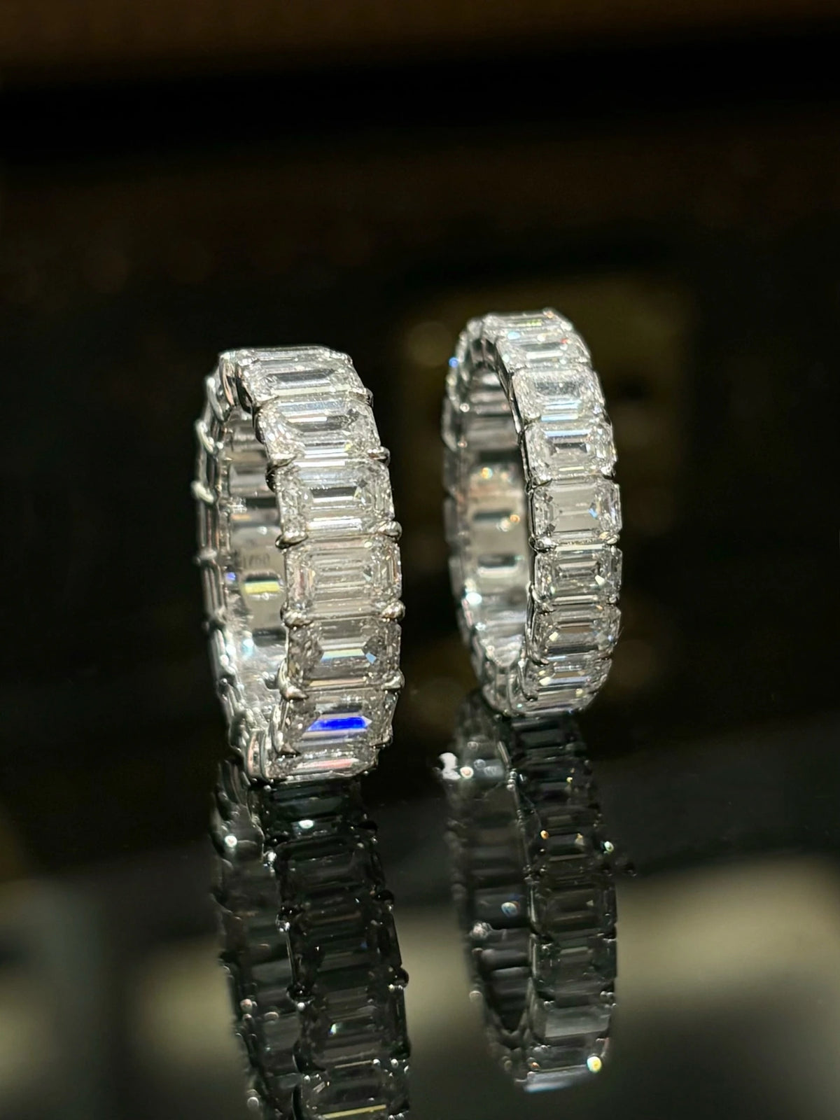 Emerald-cut diamond eternity band in 18K white gold, original view 1