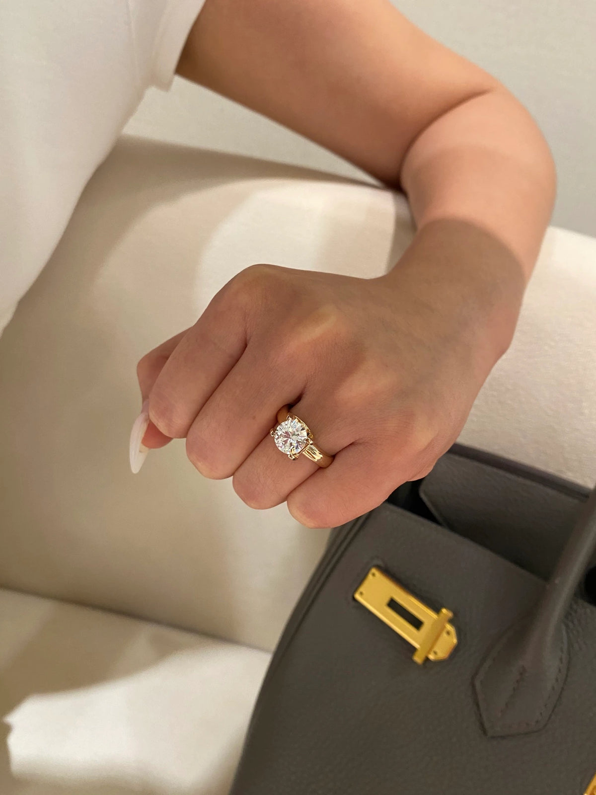 Round lab-grown diamond ring in 18K yellow gold, original view 5