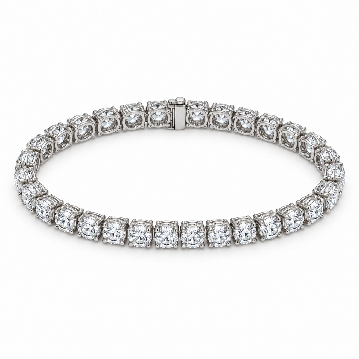 Complete round lab-grown diamond tennis bracelet in 18K white gold, full oval on a white background