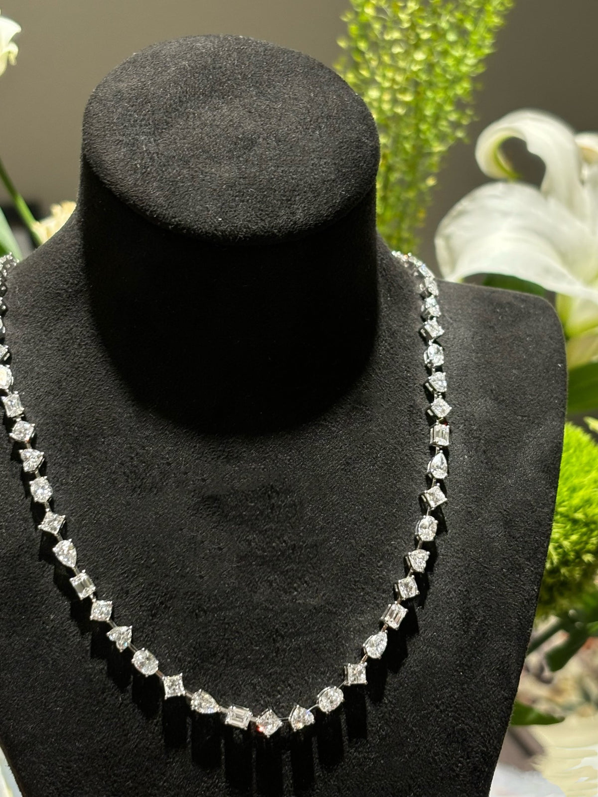 Mixed-cut lab-grown diamond necklace in white metal, original bust view 2