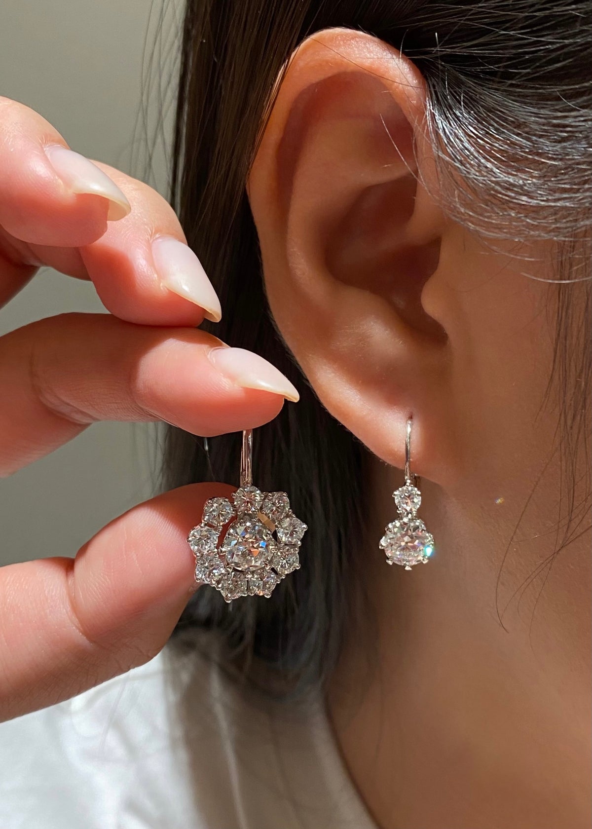 White-metal detachable halo diamond earrings, original wearing comparison1
