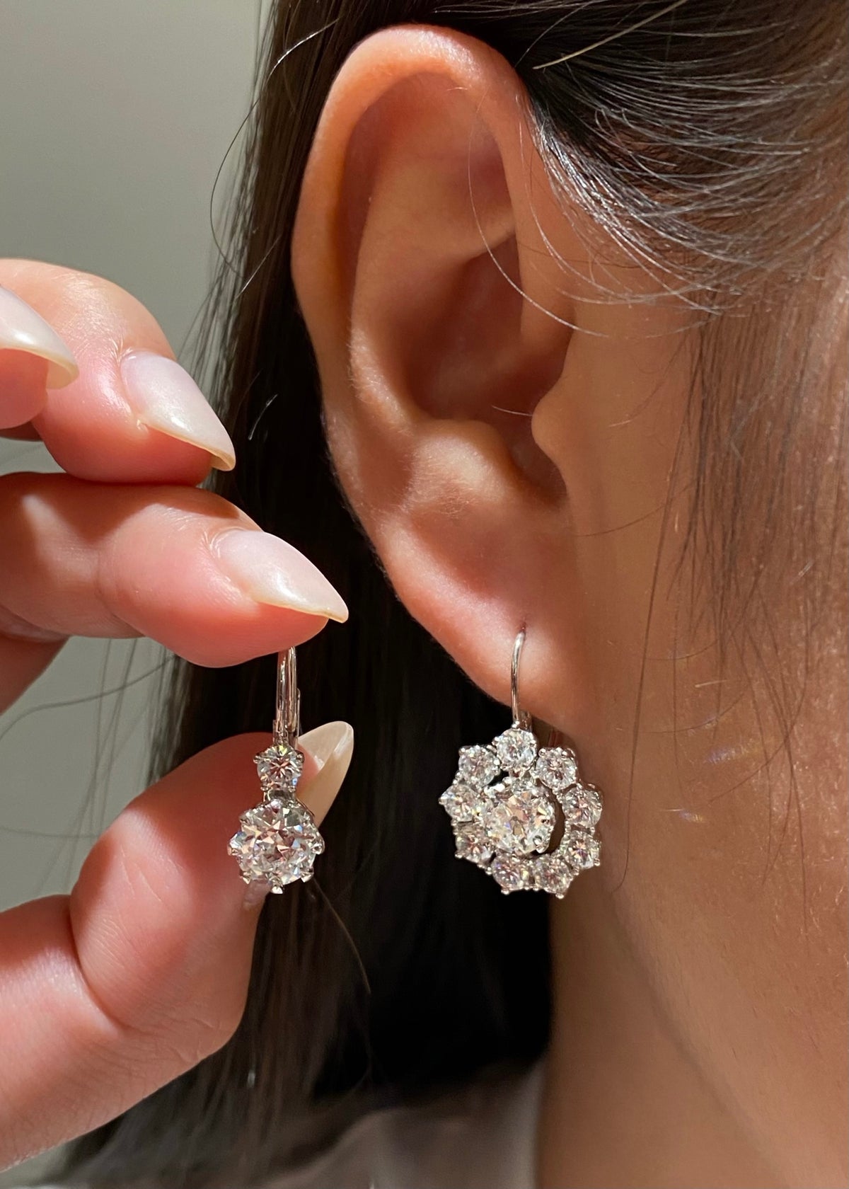 White-metal detachable halo diamond earrings, original wearing comparison2