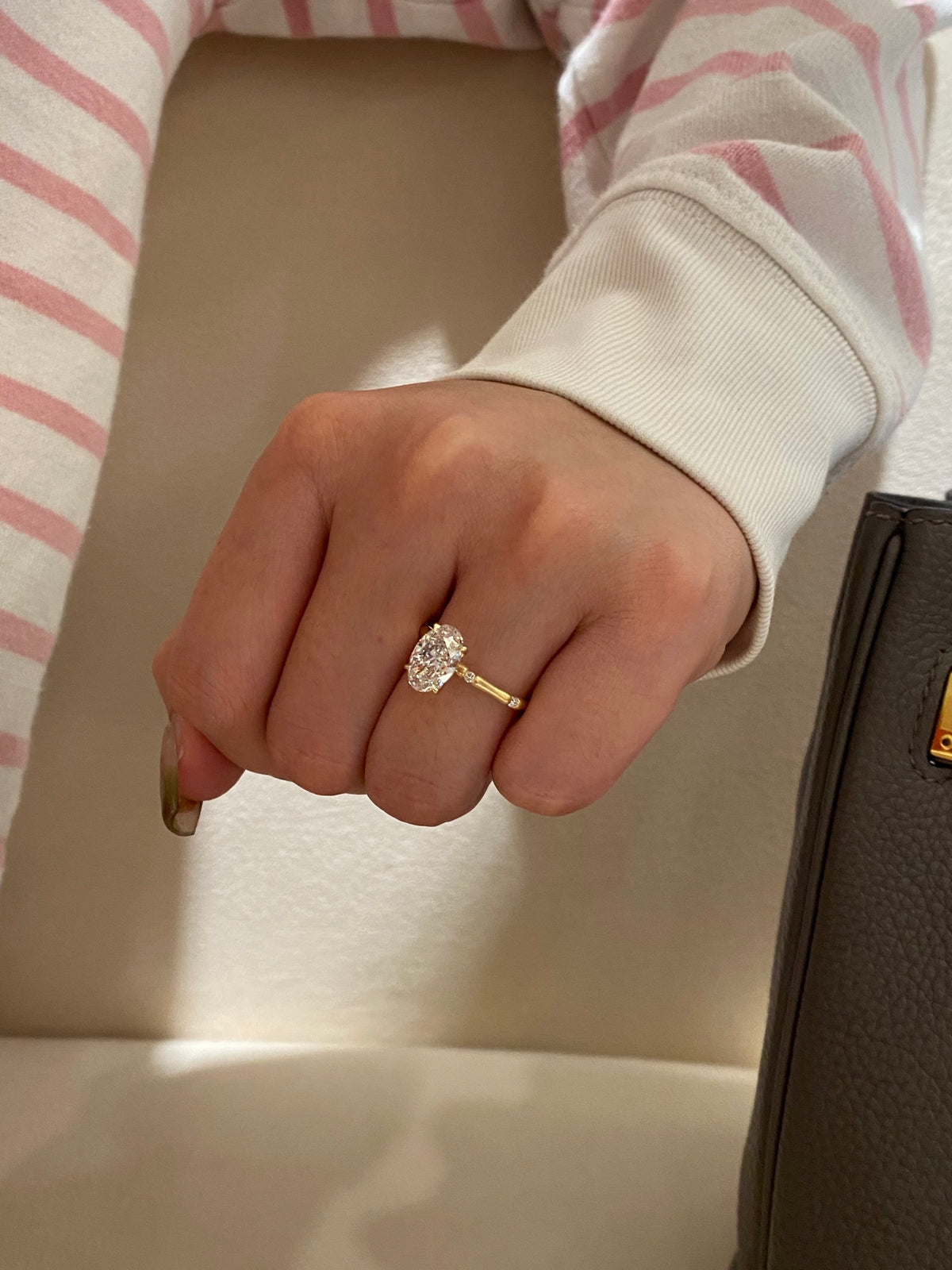 Oval diamond bamboo-band ring, original wearing view2