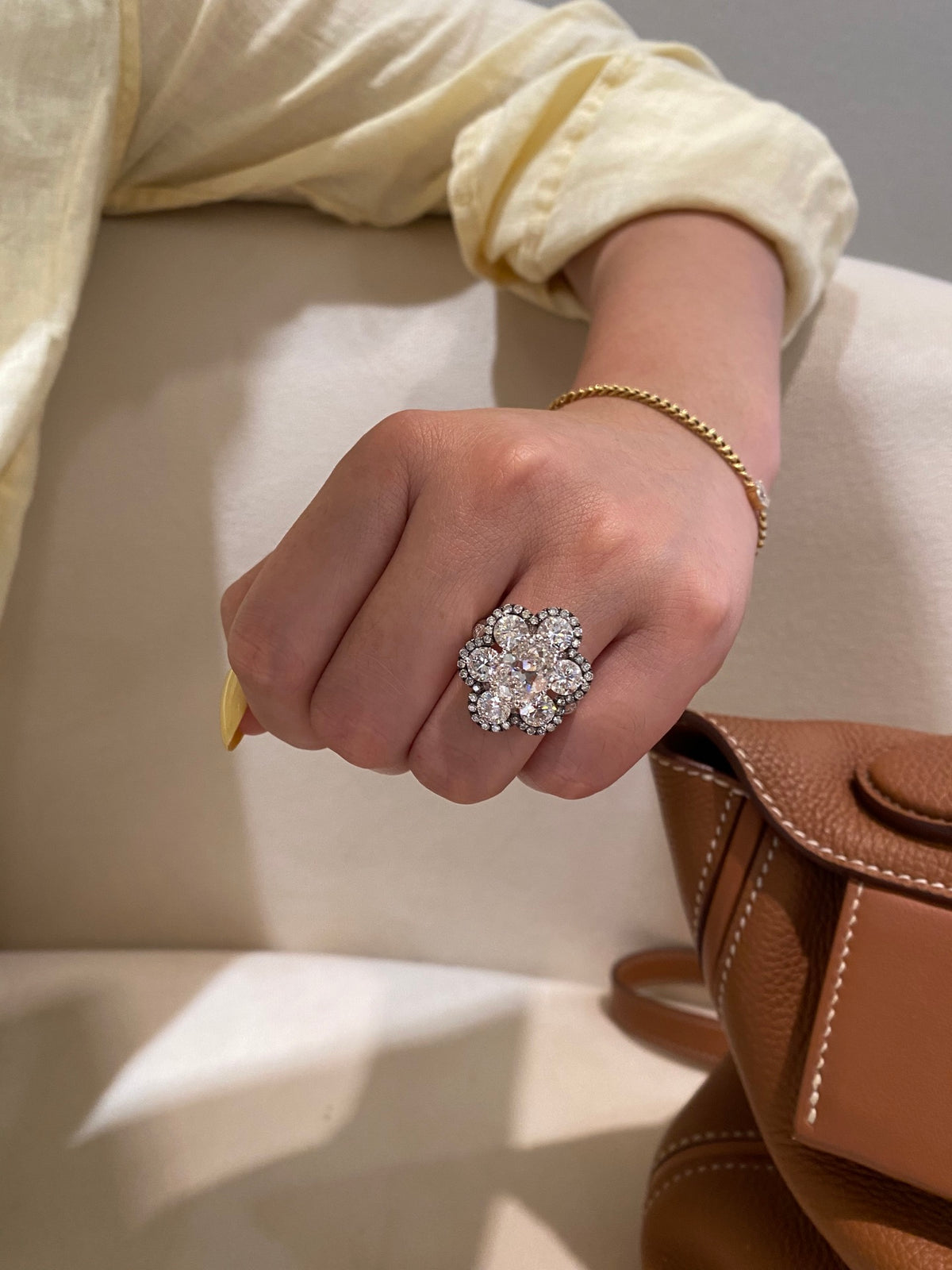 White-metal floral diamond ring, original wearing view1